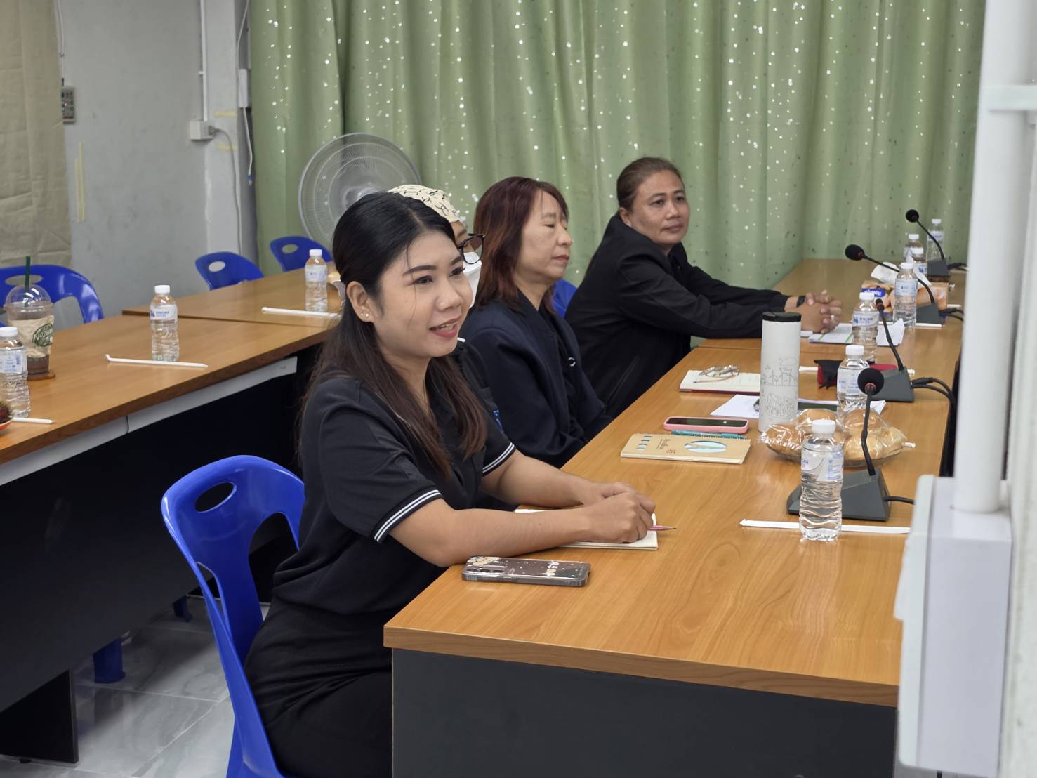 title - ผู้ตรวจราชการ ส.ป.ก. ประชุมติดตามผลการดำเนินงานตามแผนการตรวจราชการ ของ ส.ป.ก. ประจำปีงบประมาณ พ.ศ.2569 รอบที่ 2 จังหวัดอุทัยธานี